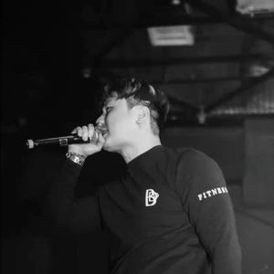 国产乱码精品一区二区三上
